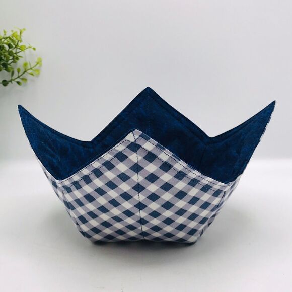 3 Piece Set of Microwave Cozies, Reversible Navy Blue Gingham, Plate, Bowl, Pint - Picture 6 of 10